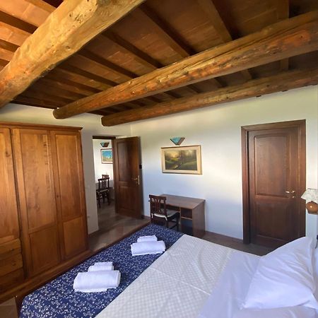 ベヴァーニャ Antico Borgo Carceri & Wellnessゲストハウス エクステリア 写真